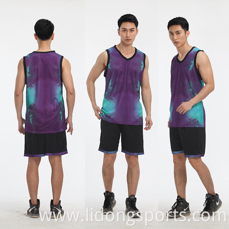 Light Weight Basketball Uniform Jersey And Shorts Customized Basketball Suit